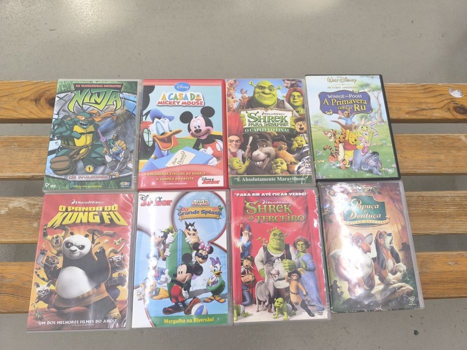 DVD clássicos da Disney Rei Leão/ Peter Pan / Bambi / Barbie