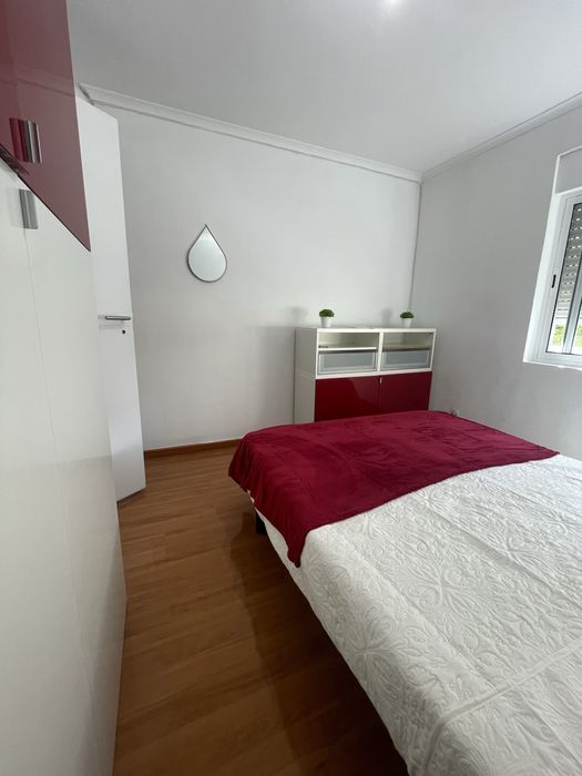 Quarto individual com tv 8min do metro Encarnacao sem caução