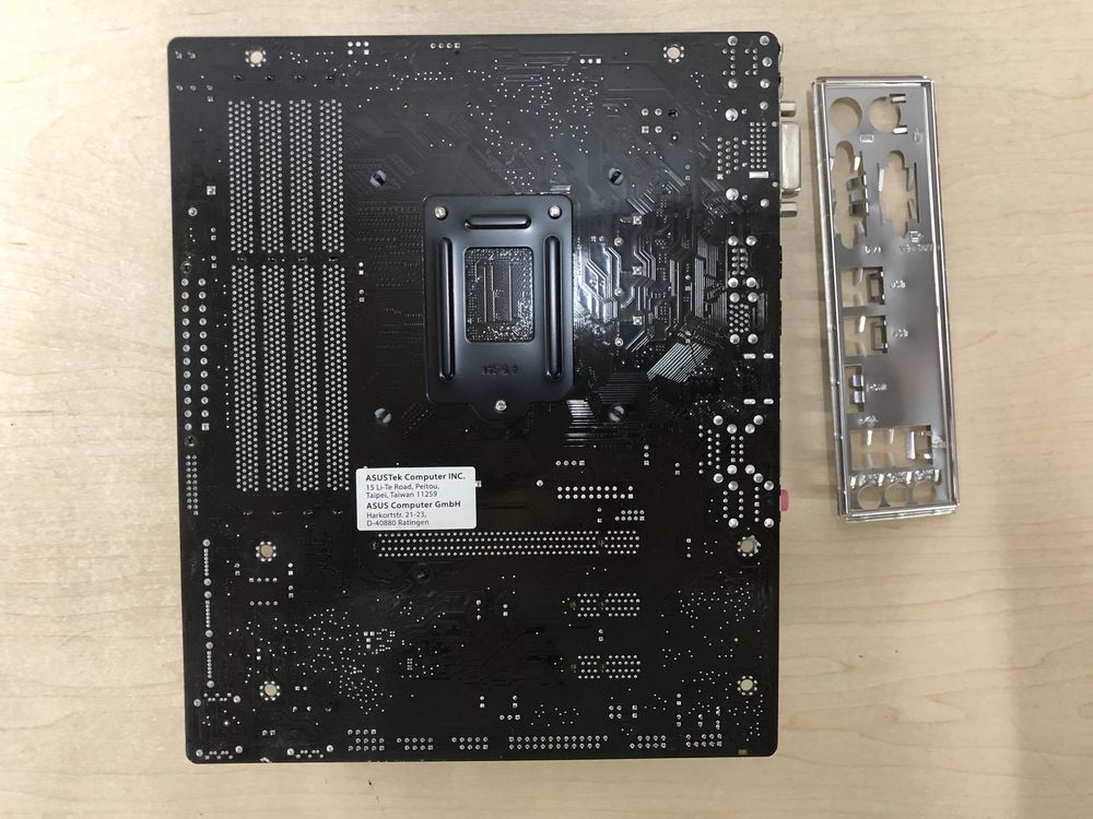 Материнська плата Asus B85M-G s1150 +CPU Pentium G3260 3.3Ghz DDR3