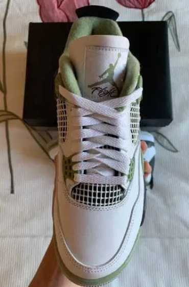 Jordan 4 Retro Seafoam R.42