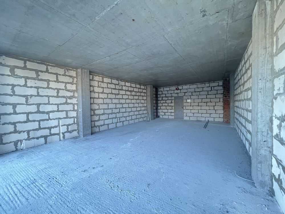 Продаж комерційного приміщення Фасад Центр Власник