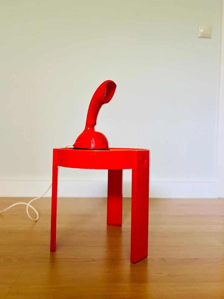 Mesa de apoio vermelha anos 70 Prisunic