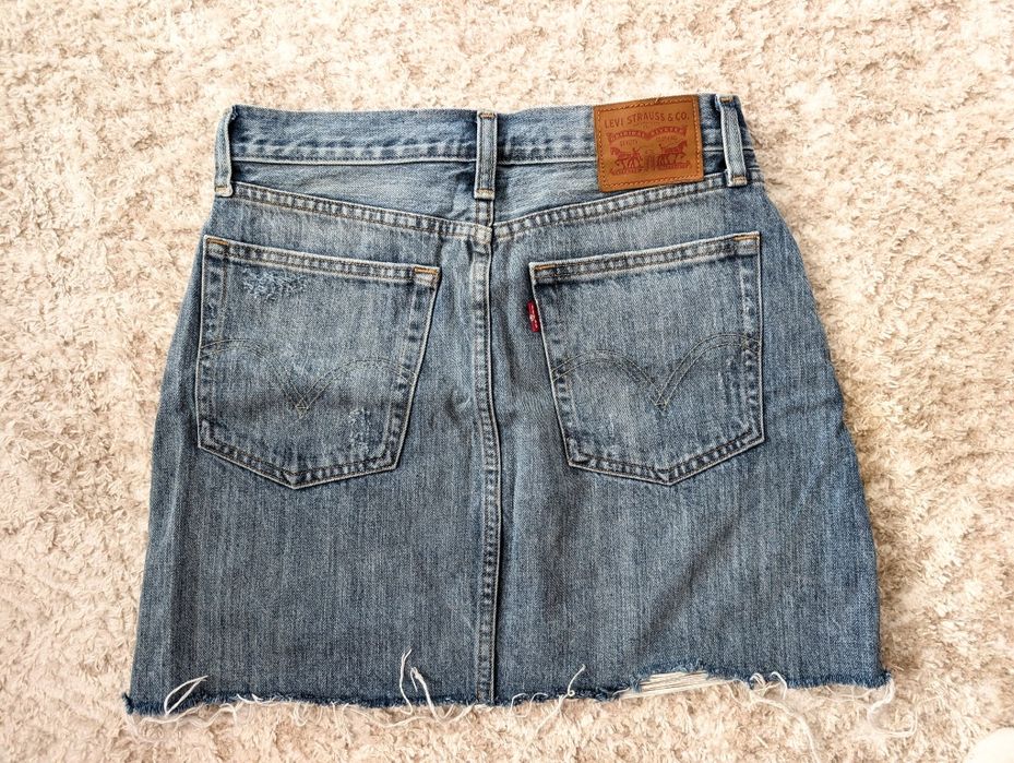 Spódnica jeansowa mini Levi's S 36 dziury przetarcia