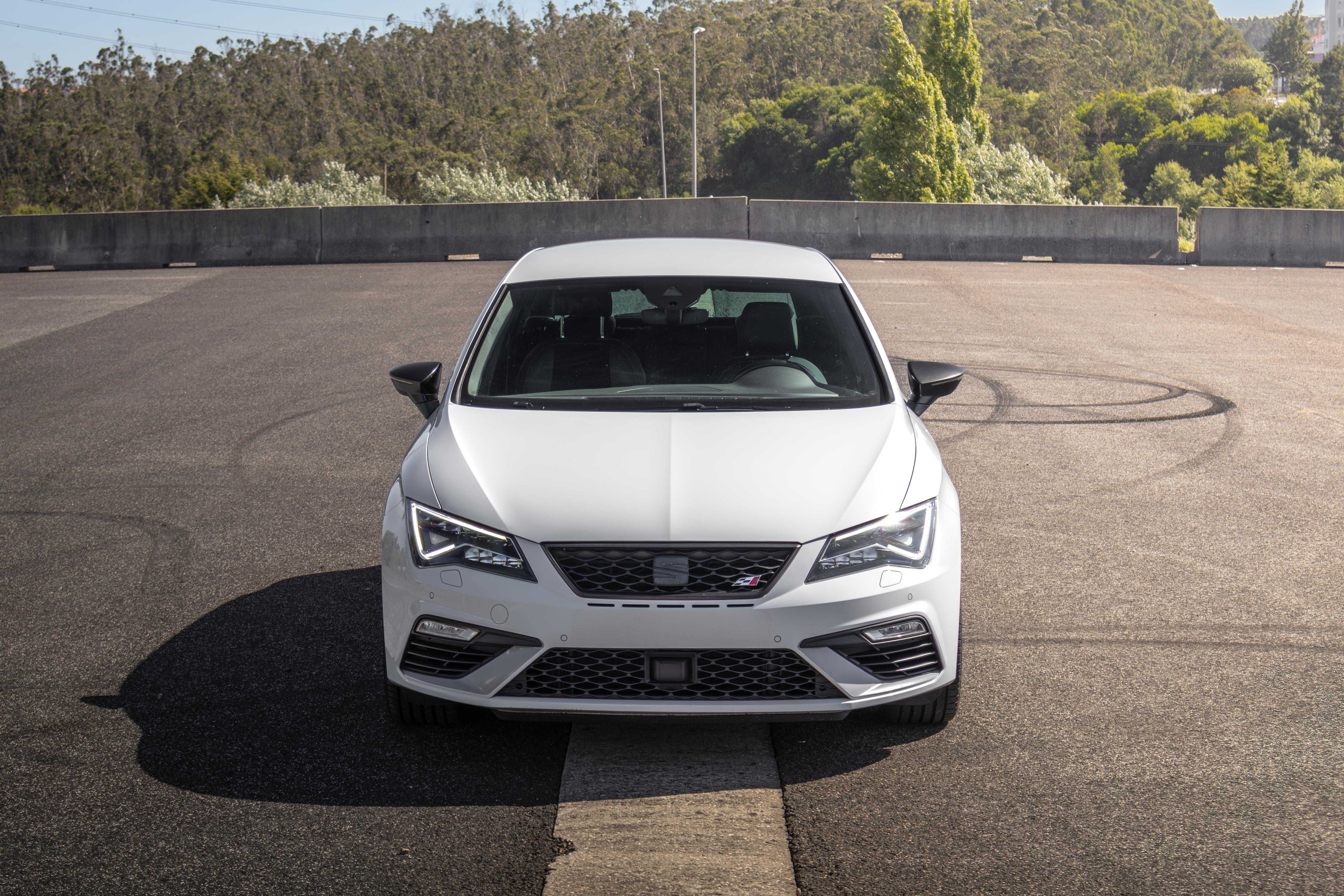Seat Leon Cupra 300 | DSG | Pré OPF | Painel Digital