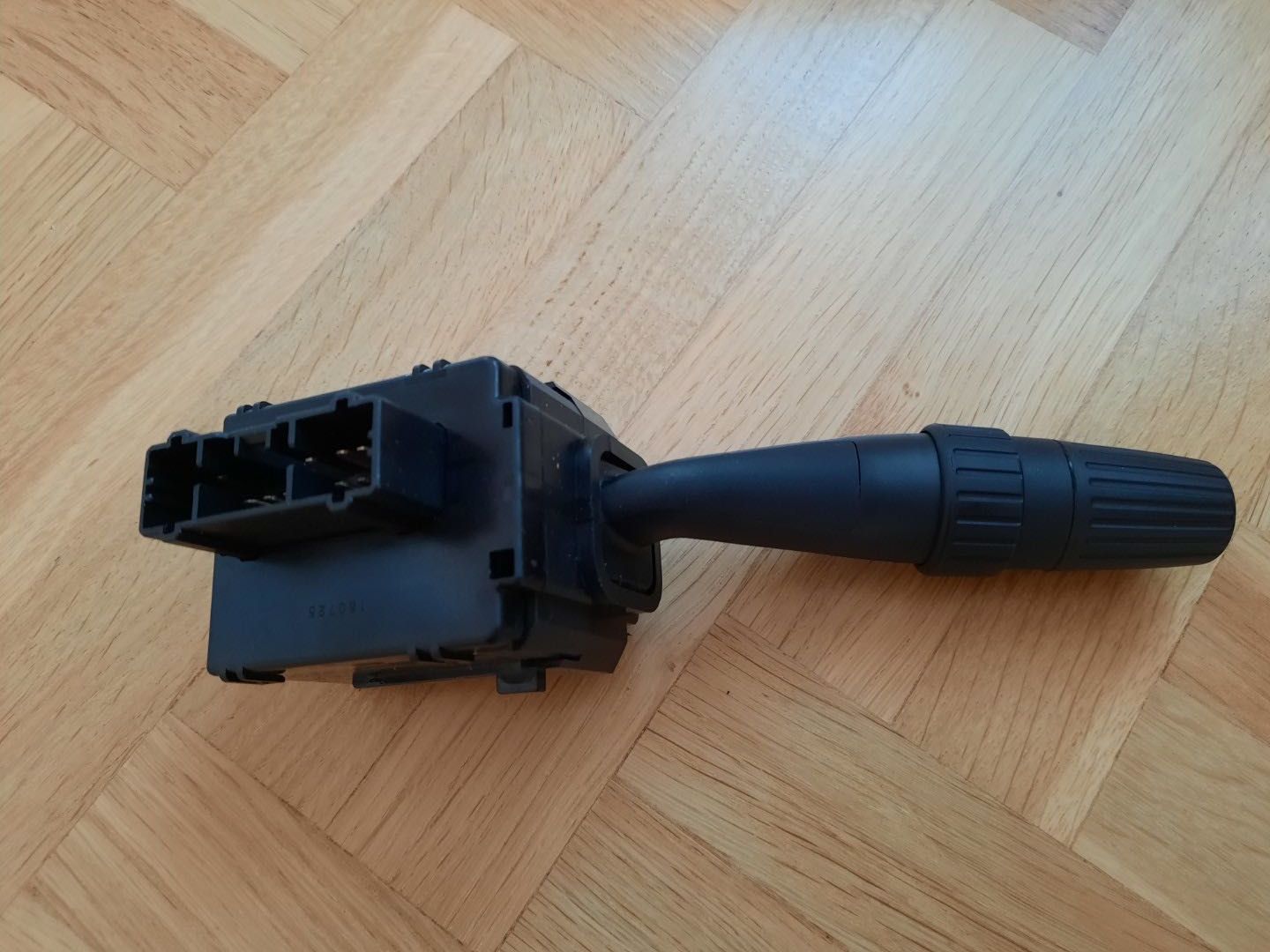 Honda CIVIC 7 generacji 2001-05 przełącznik świateł kierunkowskazów