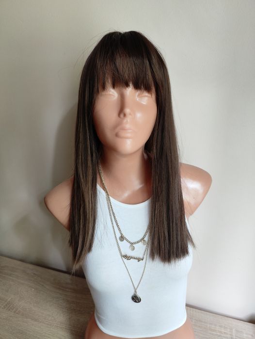 Nowa realistyczna peruka wig bob kare z grzywką brązowya