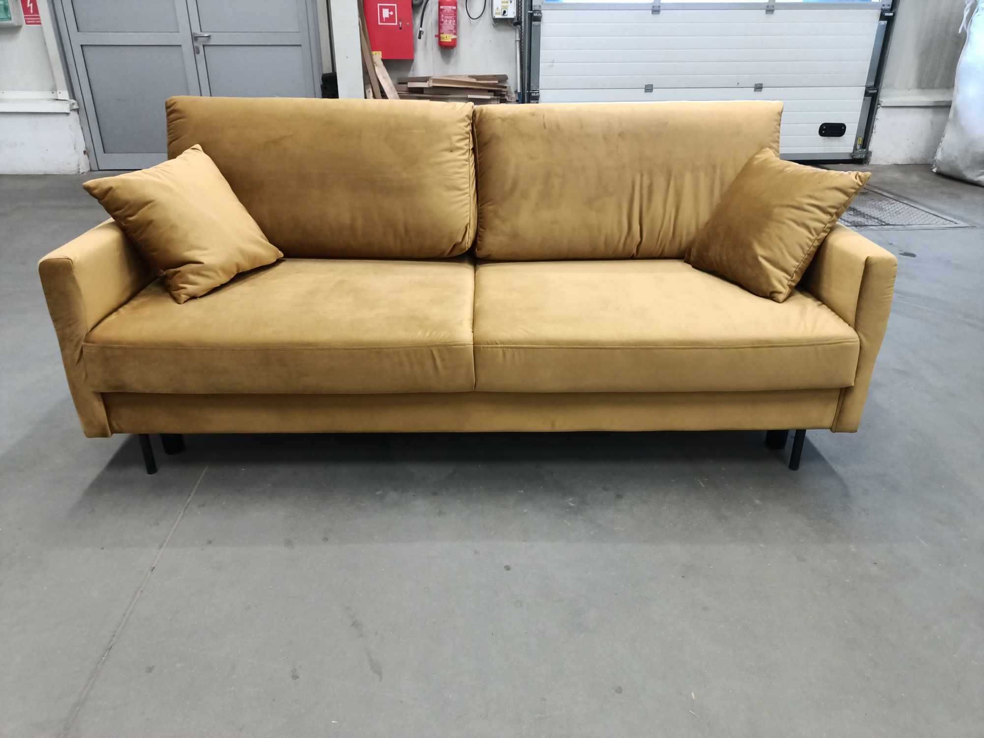 POEKZSPOZYCYJNA Sofa rozkładana musztardowa BETA || OUTLET -30%