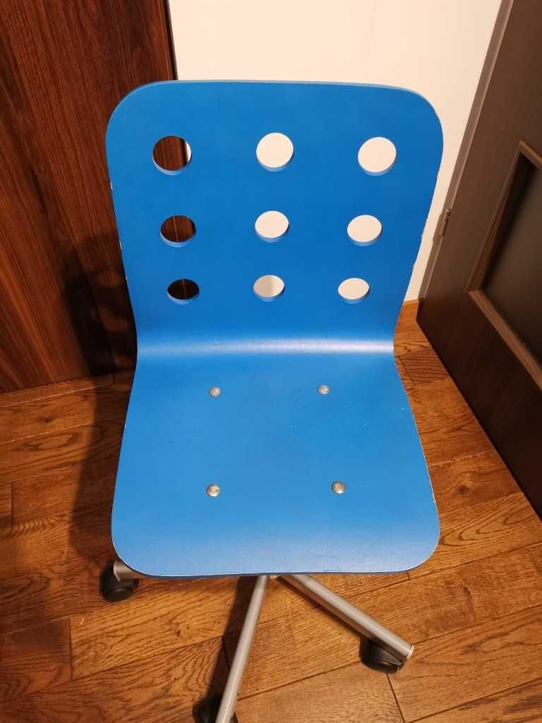 Krzesło obrotowe Ikea Jules dla dziecka kółka niebieskie