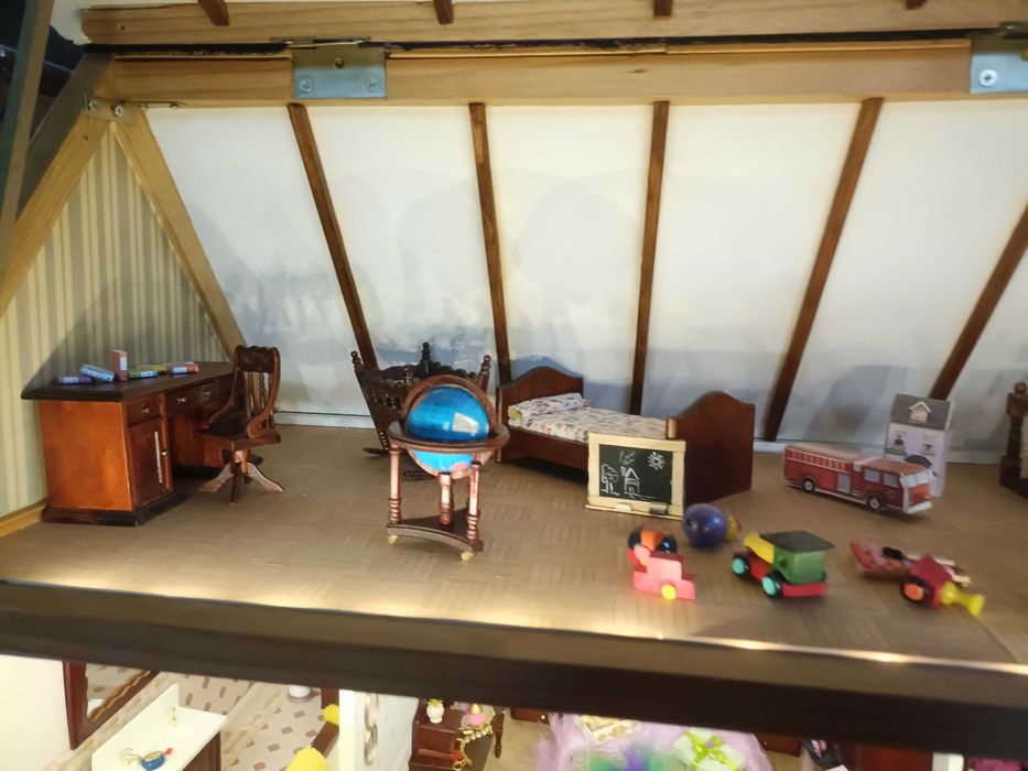 Casa de bonecas completa com luz