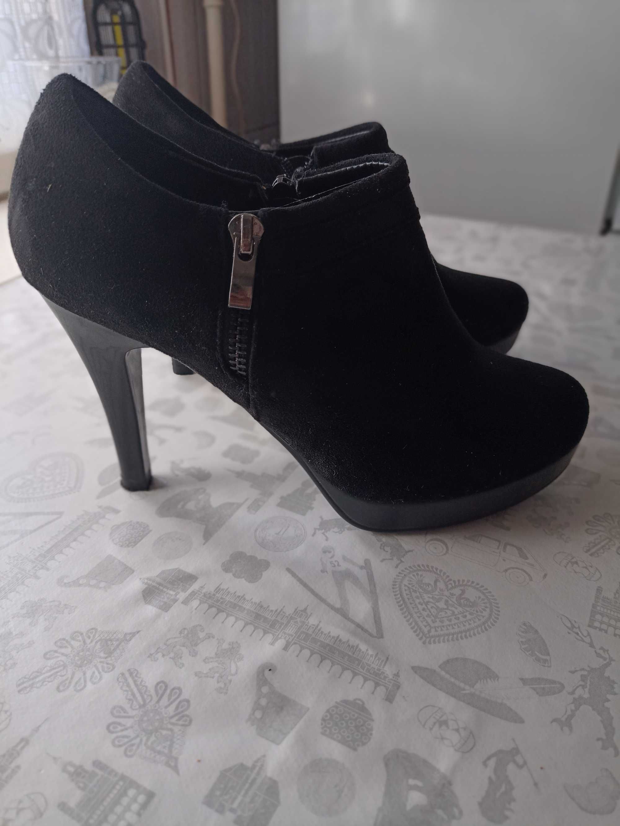 Buty damskie czarne