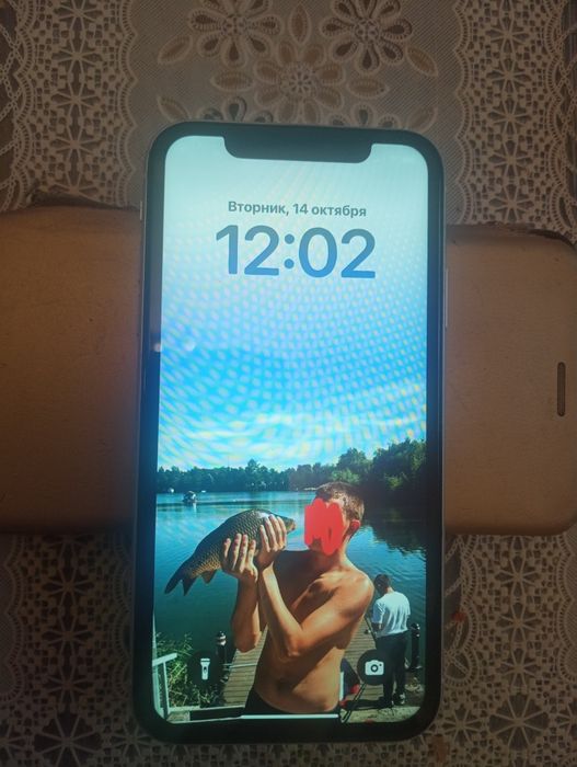 iPhone XR 64 батарея 84% в хорошем состоянии