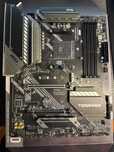 Msi B550 tomahawk DDR4