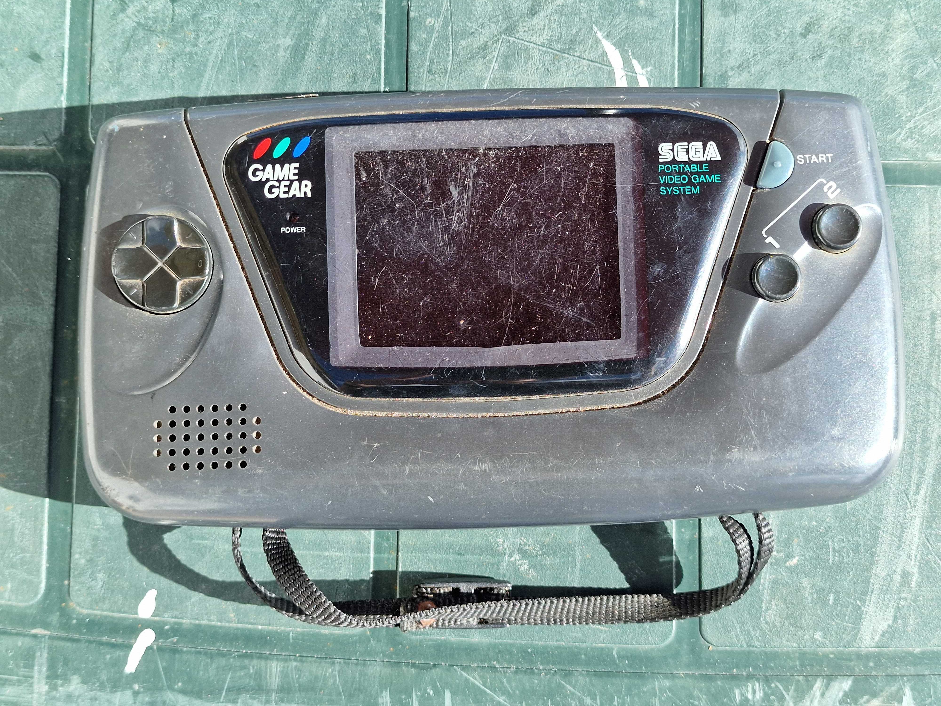 Sega Game Gear - Portable Game System