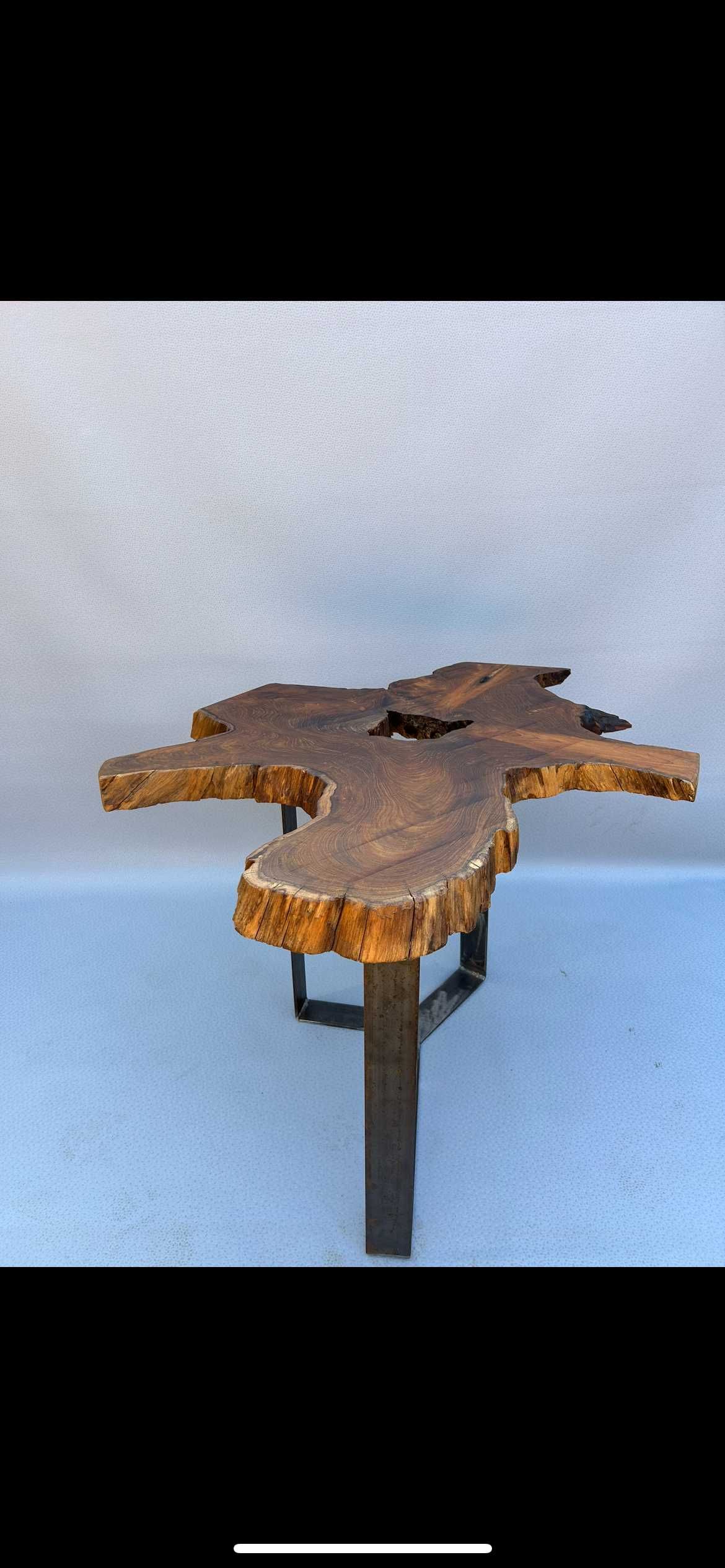 Stół z drewna teak ze stalową podporą