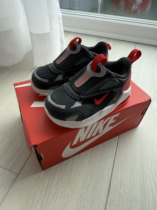 Buty sneakersy dla chłopca Nike Air Max rozmiar 21