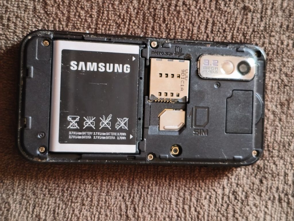 Telefon Samsung GT-S 5230