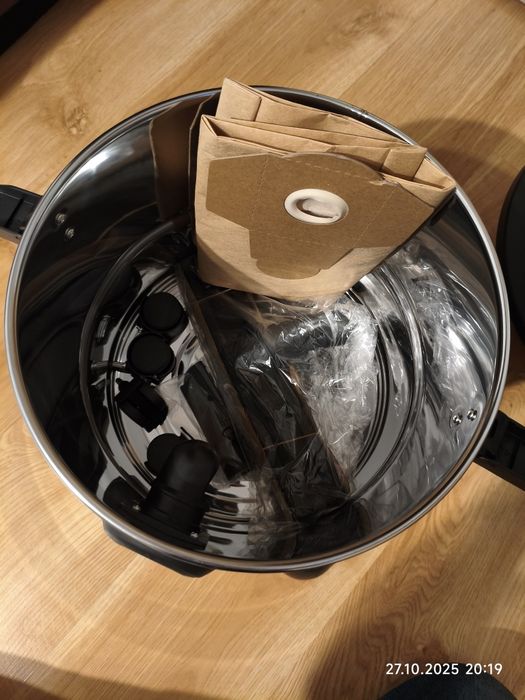 Odkurzacz warsztatowy przemysłowy 20L 1200W Scheppach NTS20