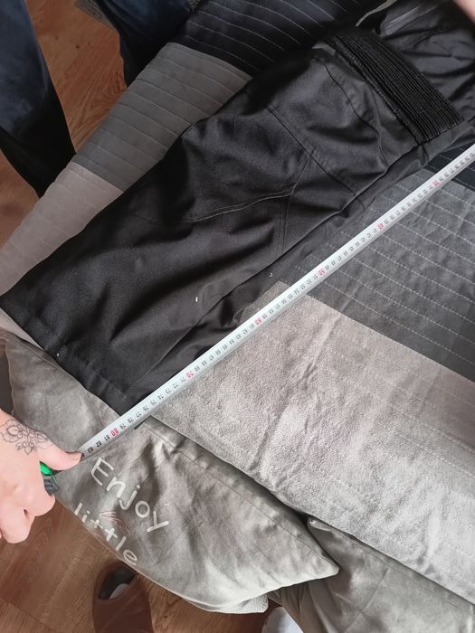 Kurtka i spodnie motocyklowe ocieplane.