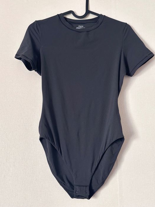 Боді skims M оригінал ідеальний стан