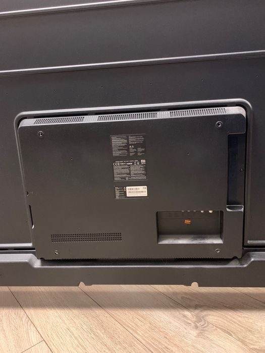 Телевізор Xiaomi MI L65M5-5ASP