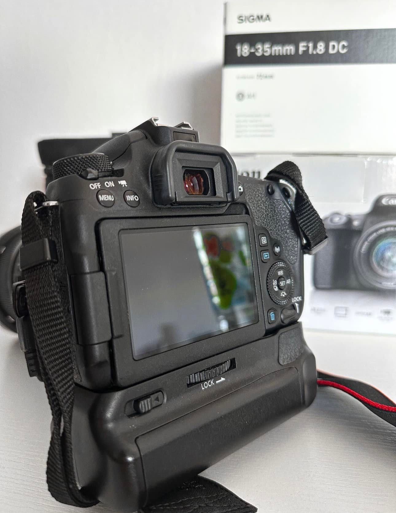 Canon 77D (BODY)