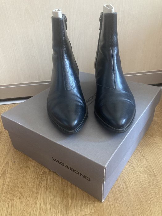 Жіночі черевики vagabond, Швеція