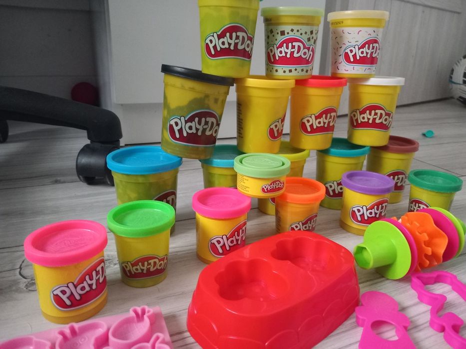 Duzy zestaw play-doh playdoh ciastolina walek wzorki maszynka