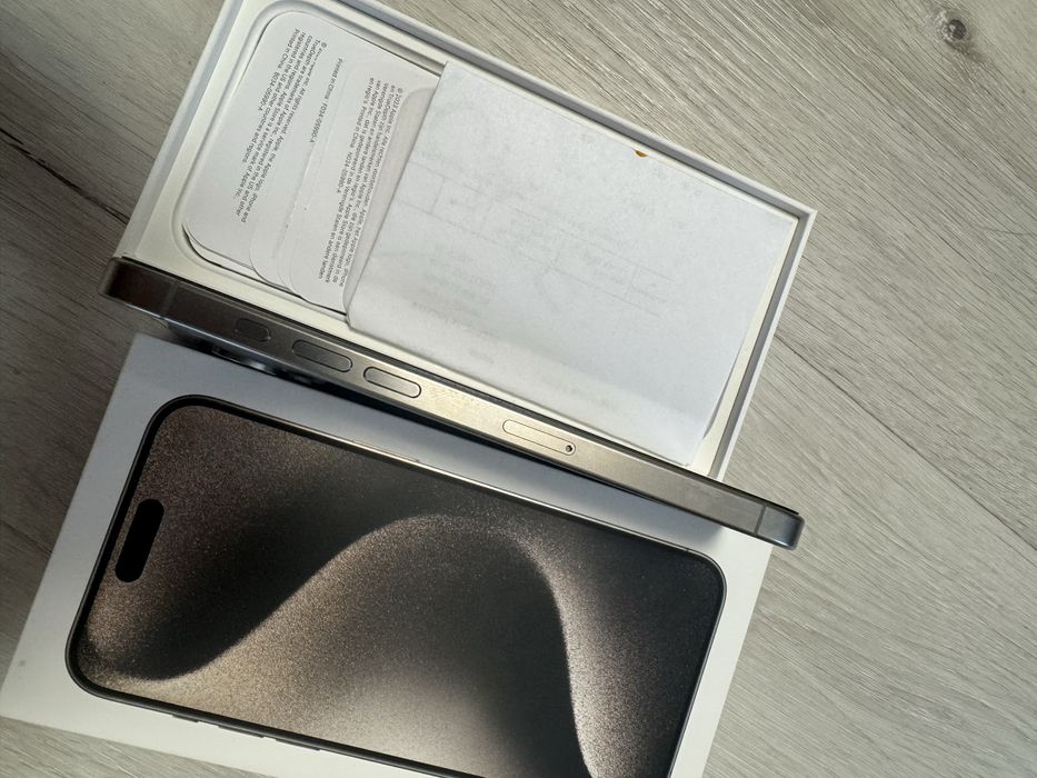 Iphone 15 pro max 250 10/10 фіз. Сім 90%