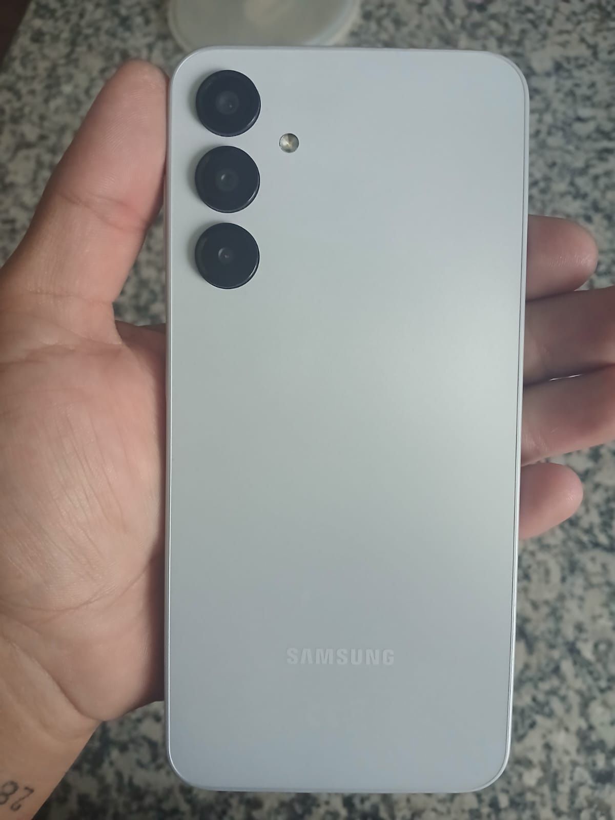 Televisão smart tv JVC  / Samsung Galaxy A16 128gb
