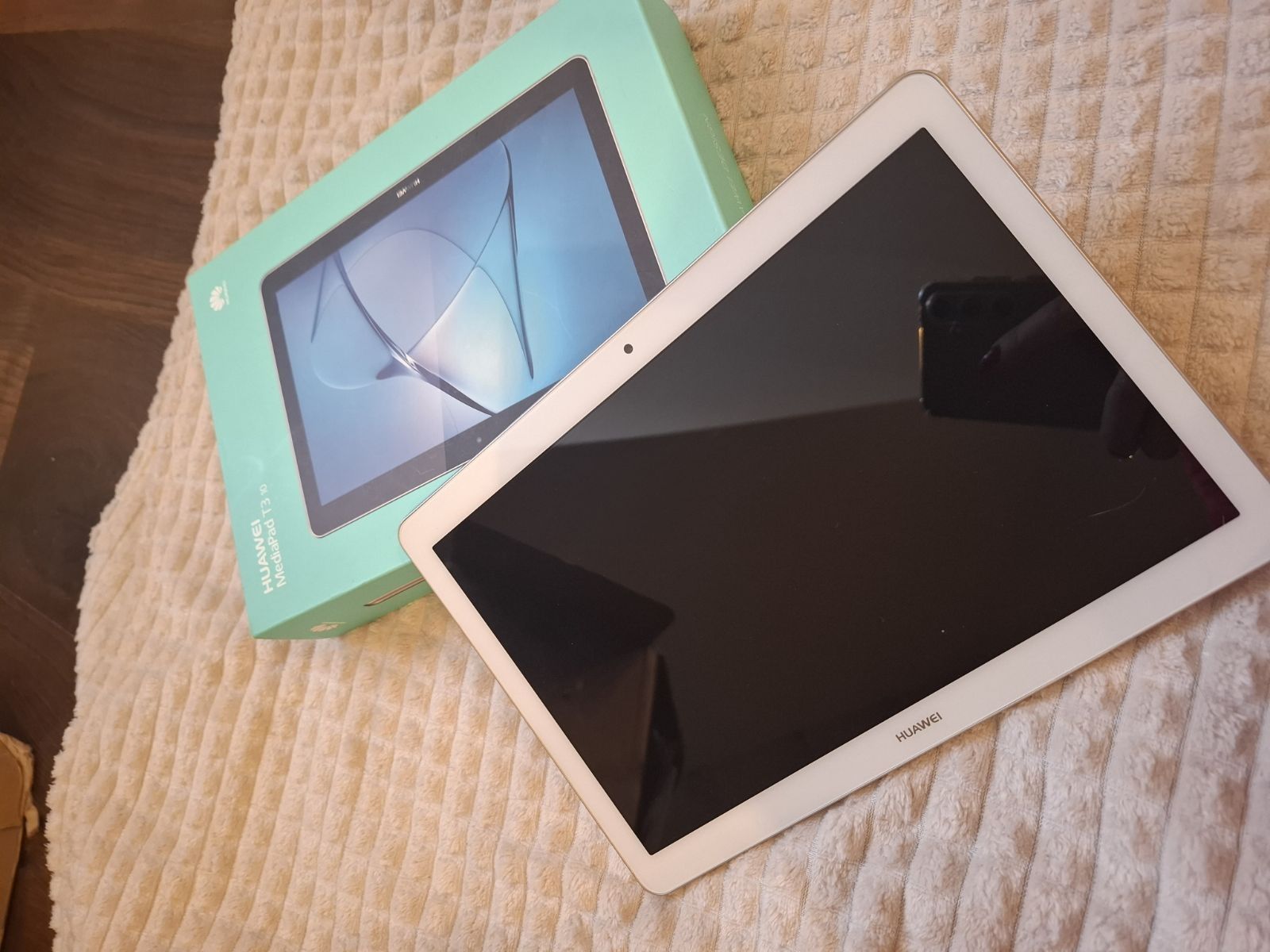 Tablet Huawei mediaPad T3 10 złoty