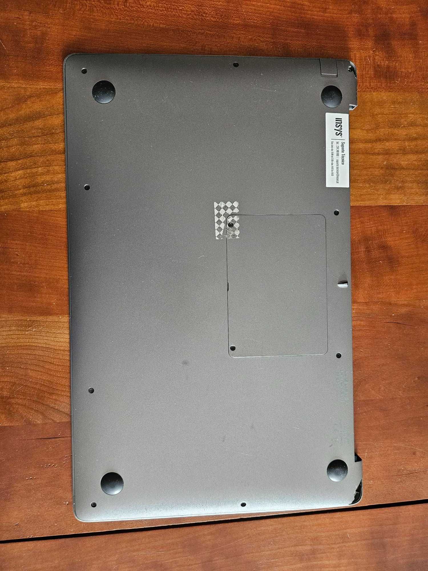 Portátil insys Celeron