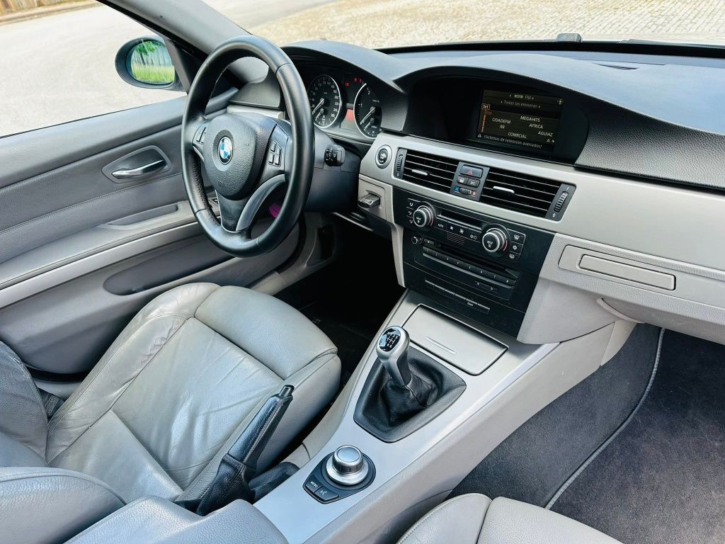 BMW 318d sport line imaculada como nova
