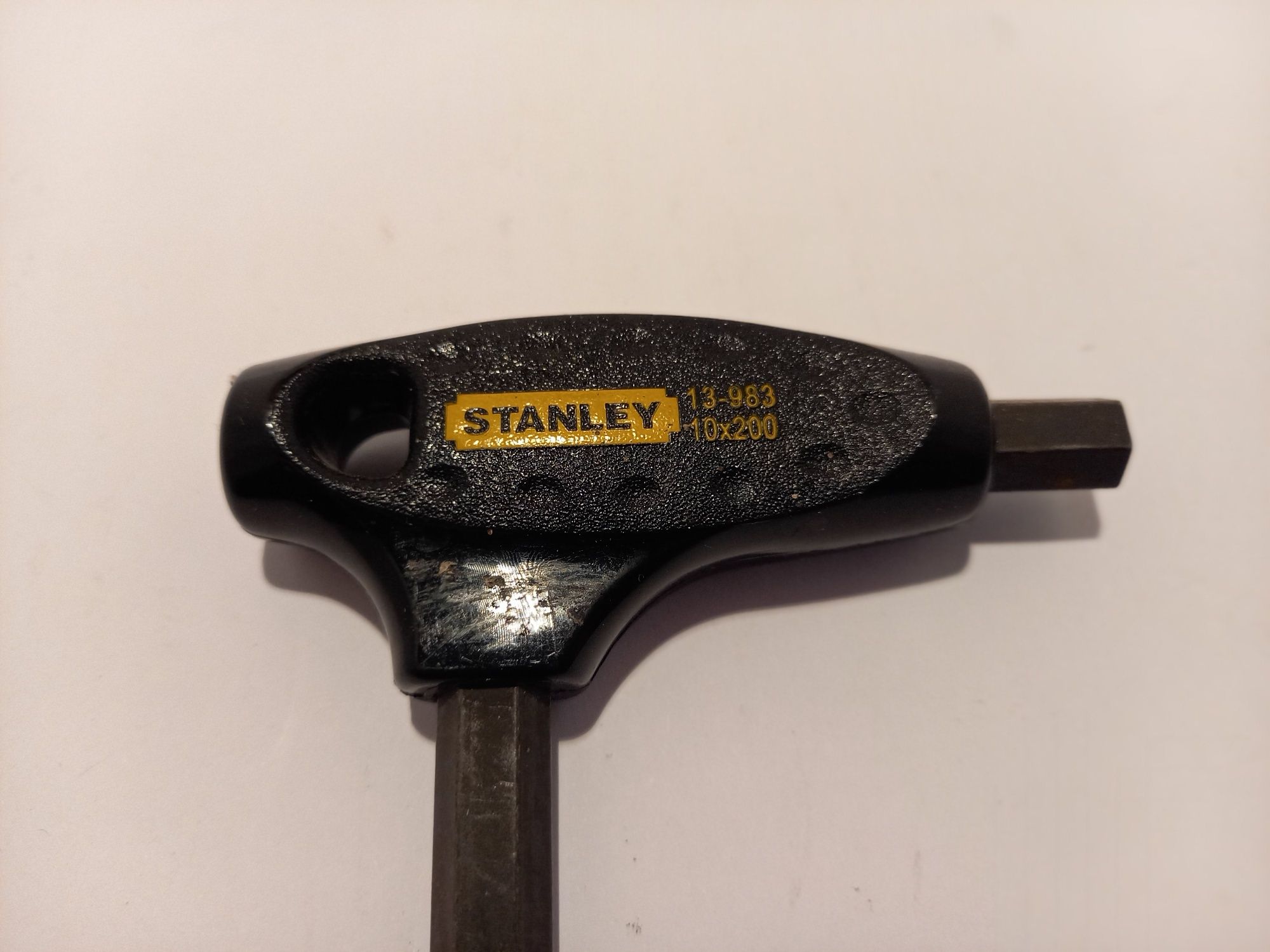 Klucz sześciokątny z rękojeścią 10mm Stanley nowy