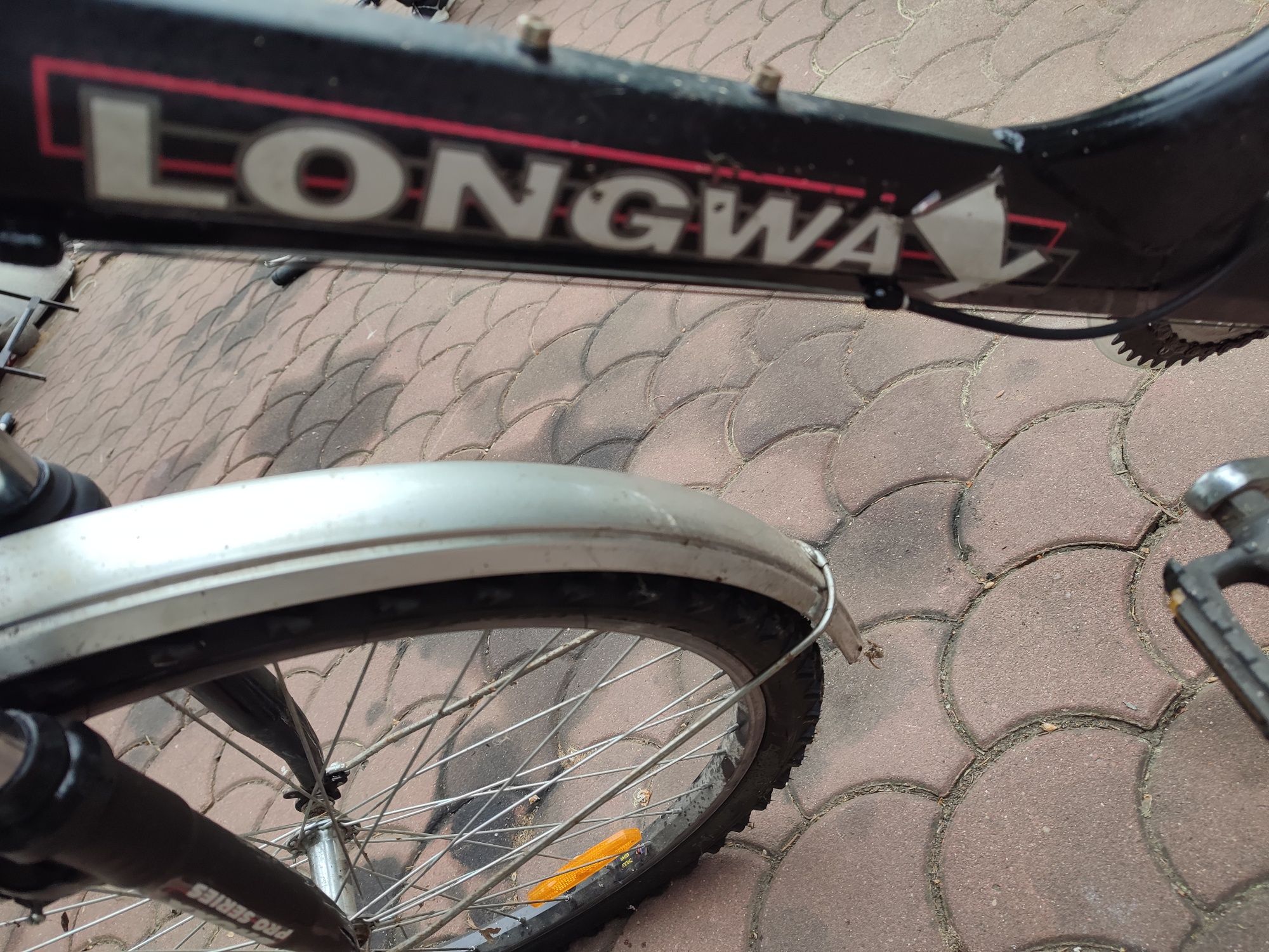 Sprzedam rower marki Longway.