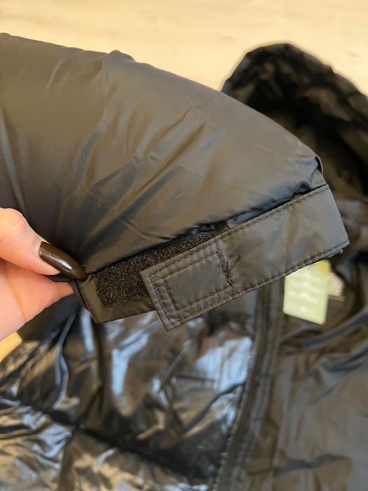 Продам жіночу зимову куртку. Нова