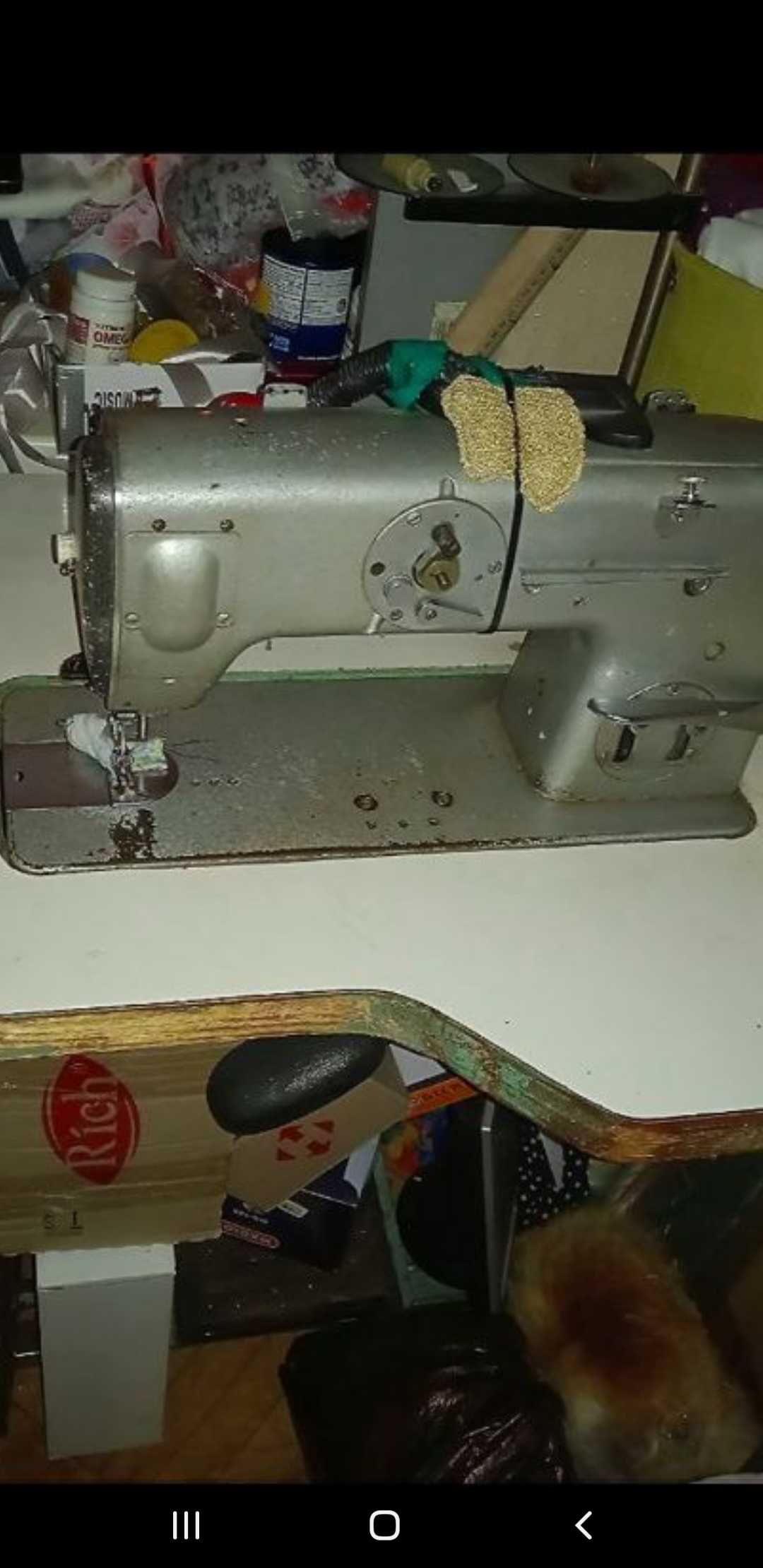 Продается Швейная машина TEXTIMA