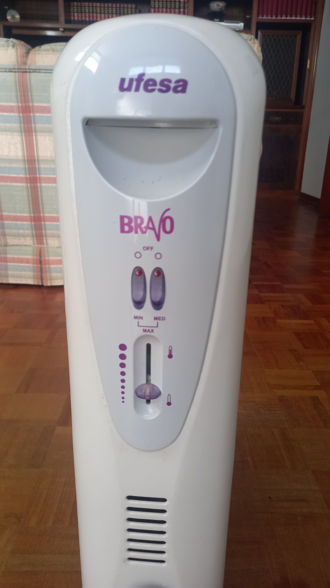 Aquecedor a óleo Ufesa bravo