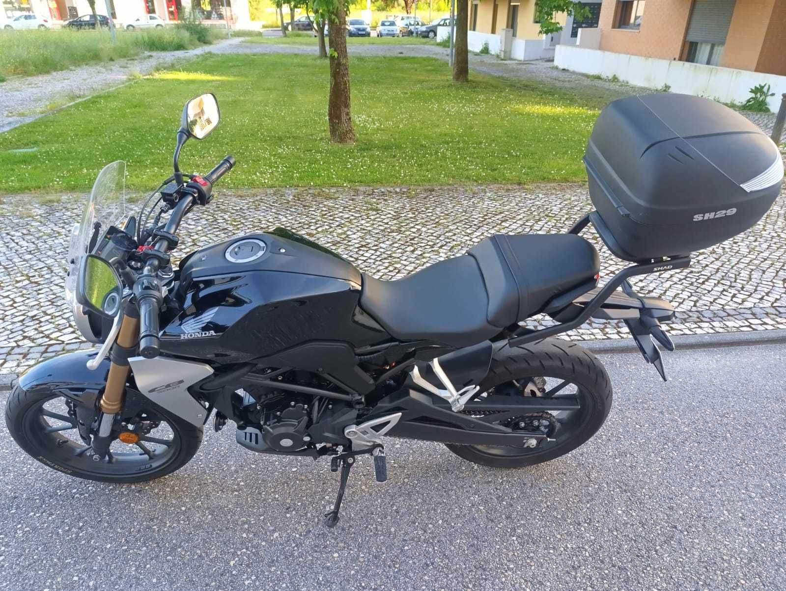Honda CB300R Neo Sports Café