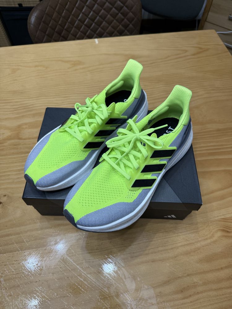 Sapatilhas Adidas UltraBoost
