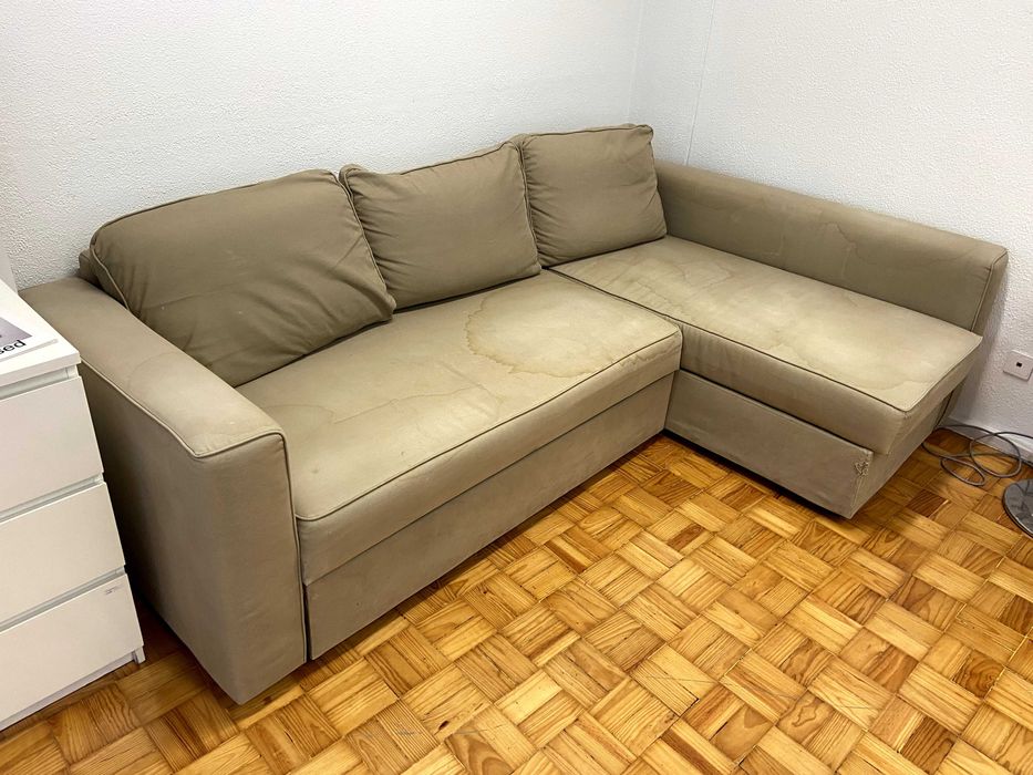 Sofá cama IKEA castanho com arrumo