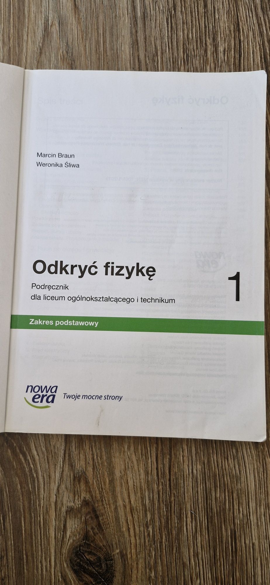 Podręcznik  do fizyki  do 1 klasy liceum  I technikum