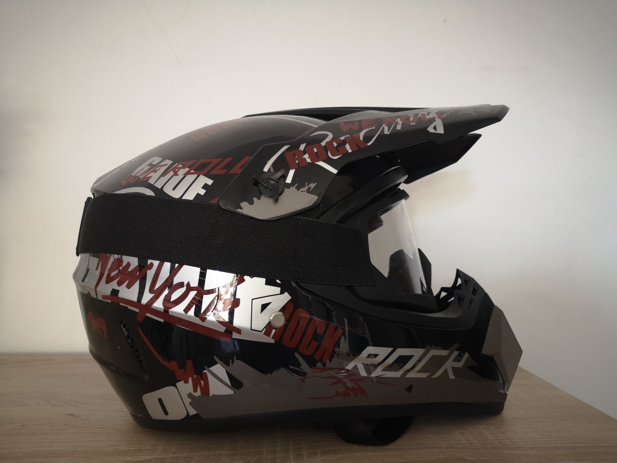 Sprzedam kask, nowy 2 szt.