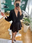 Czarna krótka sukienka ZARA