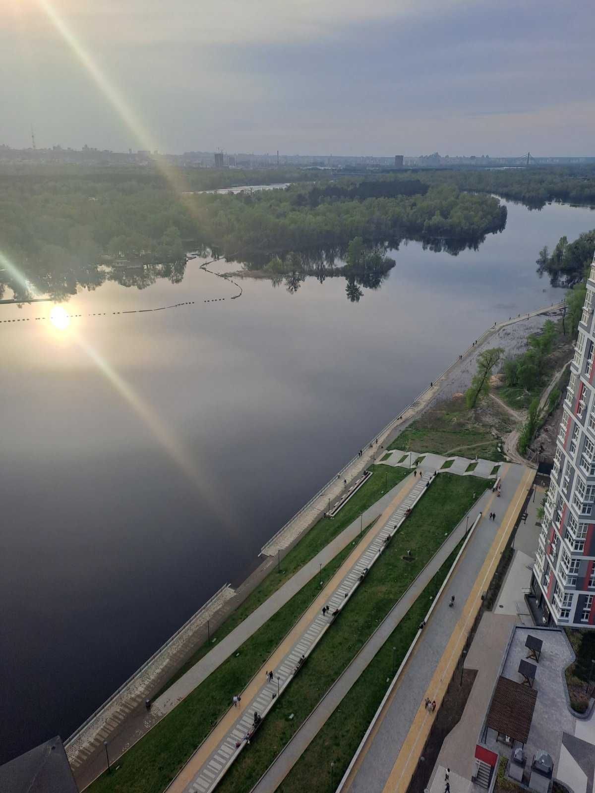 Продаж 1к квартири з ремонтом в ЖК Русанівська Гавань