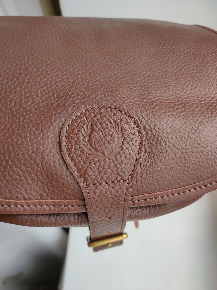 Кожаная сумка Fred Perry сумка через плечо мессенджер fred perry

Ориг