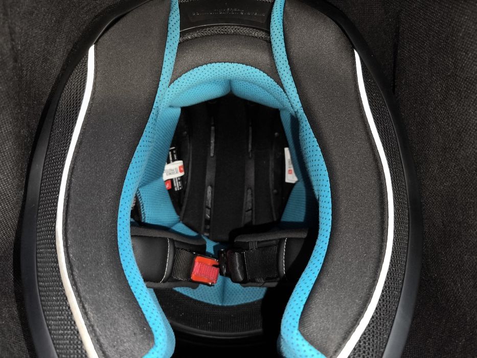 Мотошолом MT STINGER 2 A11 Solid Gloss Black L / 2 візори