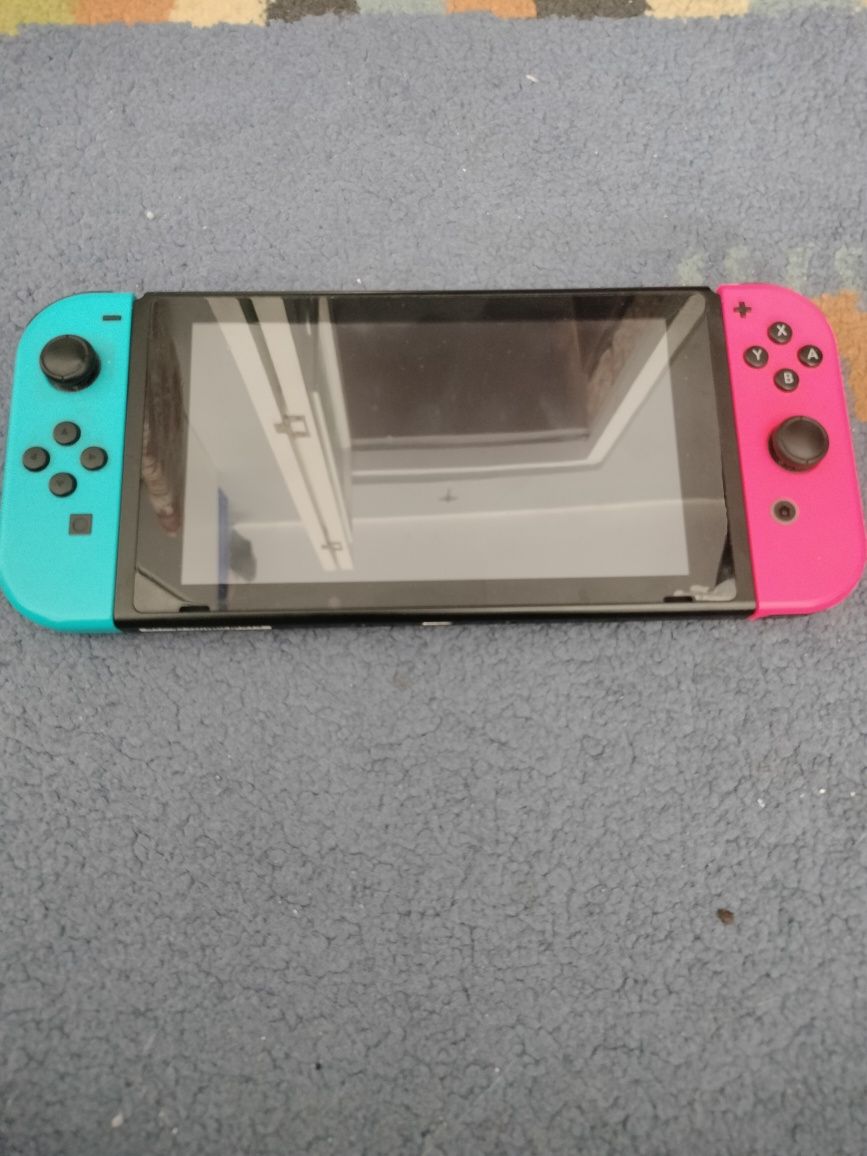Nintendo Switch V2 + Zestaw Ring Fit Adventure + Etui Pokemon