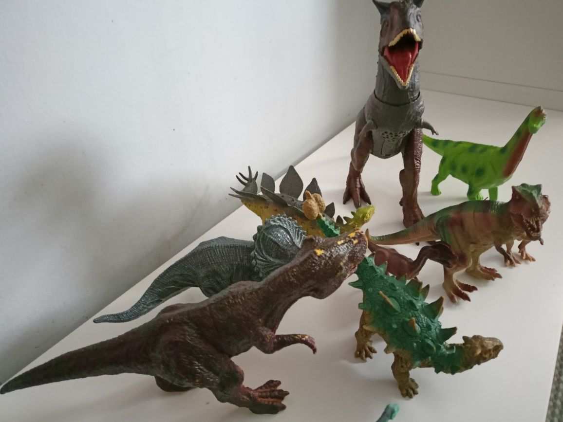 Dinozaury jurassic world