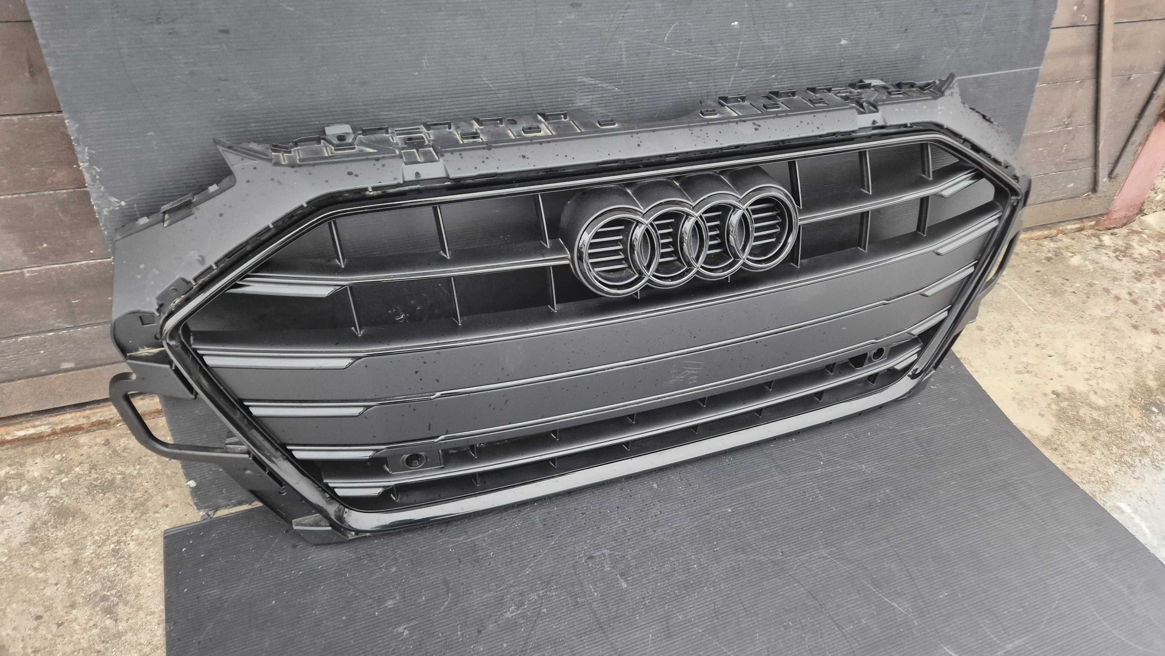 Atrapa chłodnicy GRILL Audi A4 B9 8W LIFT 19- OE 8W0 BLACK NOWY!
