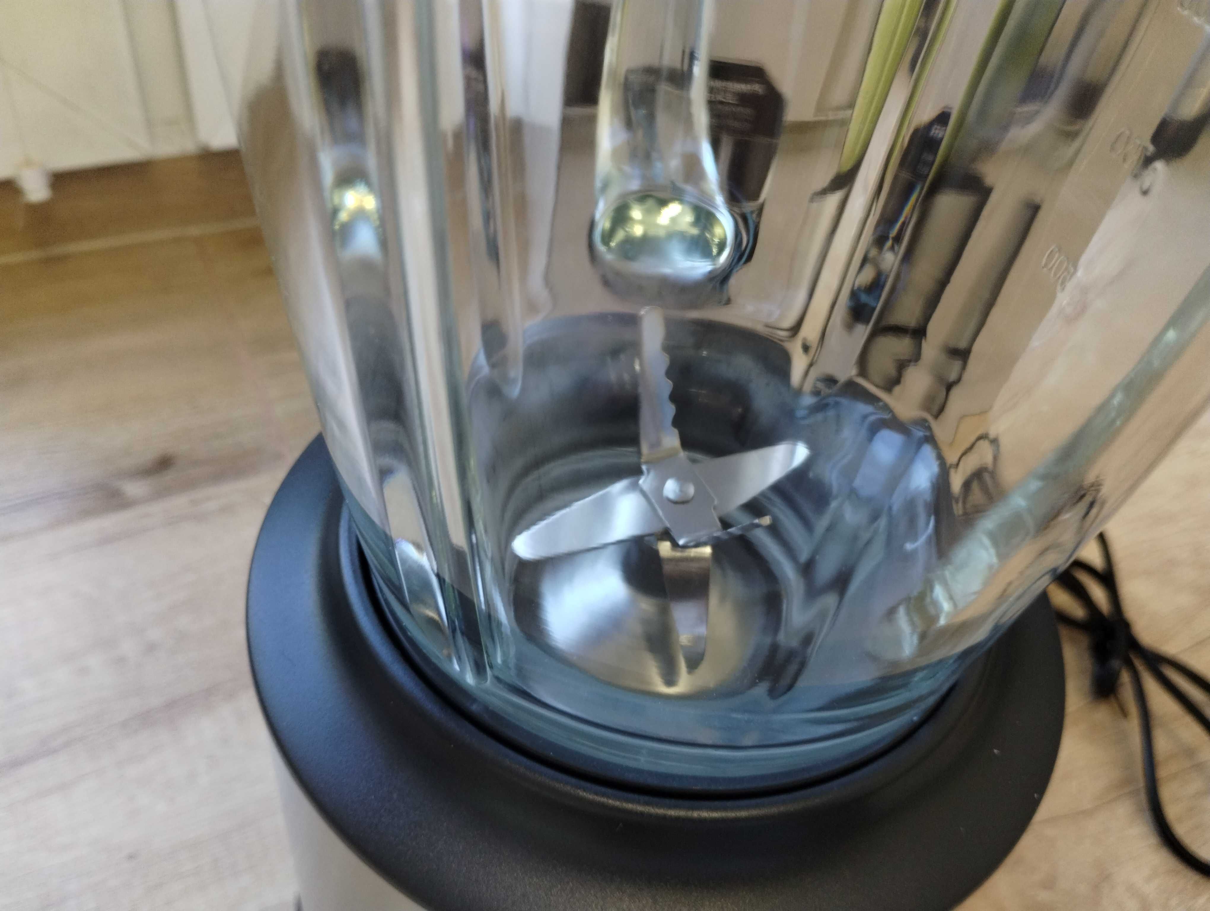 Blender kielichowy Taurus Power Magnum 1600W